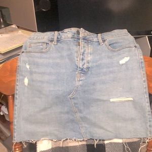 Women’s Sexy Jean Skirt Old Navy Size 8 / Medium